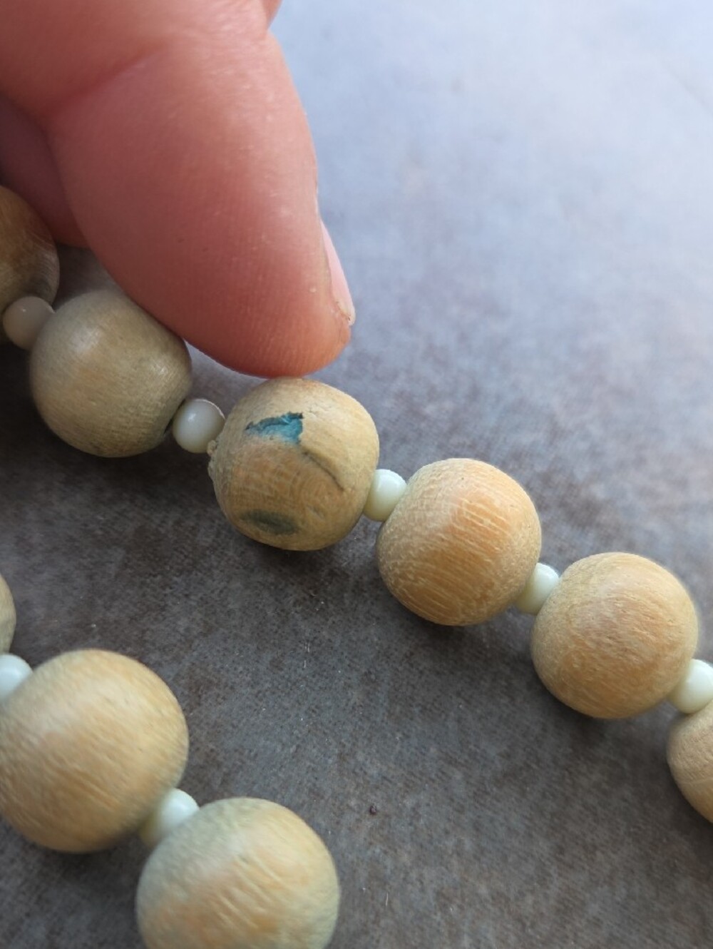 Beige Natural Wood Bead Necklace - Women Jewelry - Picture 7 of 8